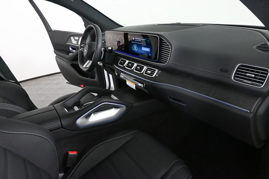 New 2026 Mercedes-Benz GLS 450 4MATIC image 23
