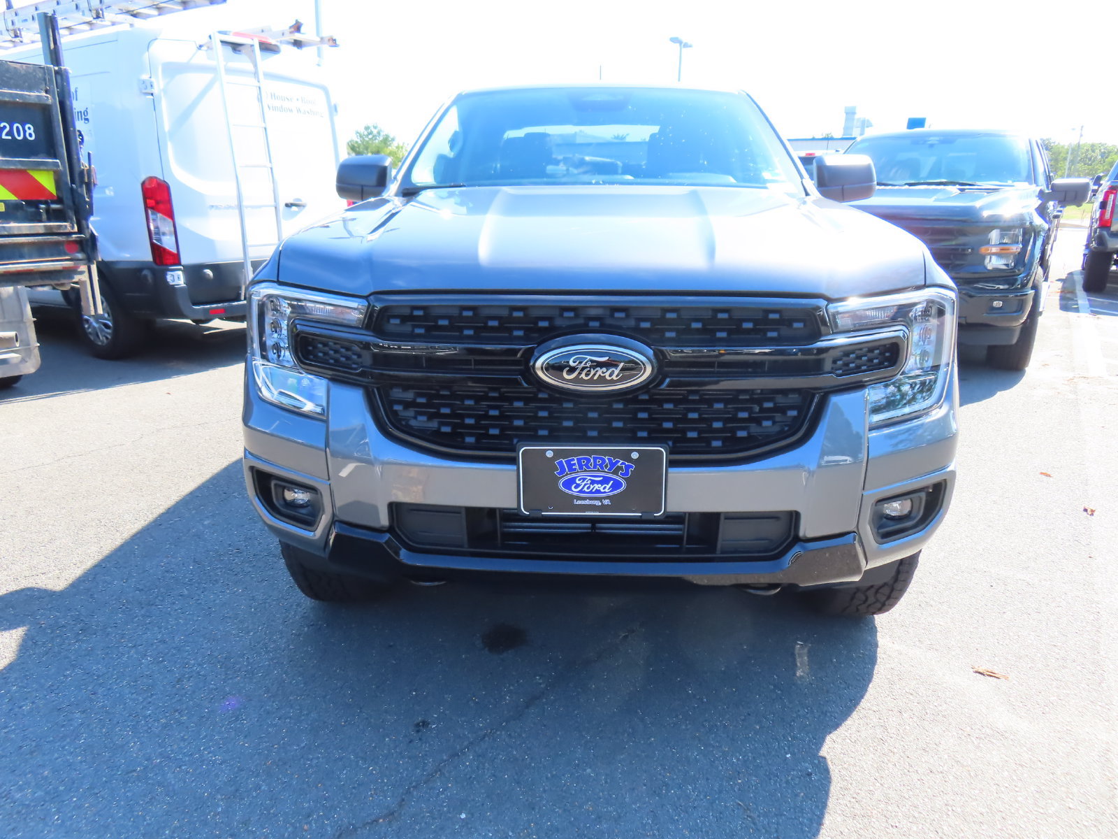 New 2026 Ford Ranger XLT w/ FX4 Off-Road Package AWD/4WD image 2