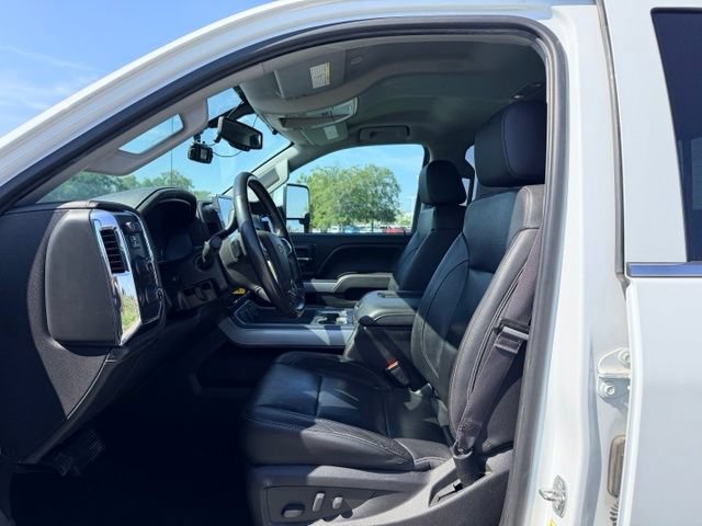 Used 2017 Chevrolet Silverado 2500 LTZ w/ Vortec Plus Package AWD/4WD image 7