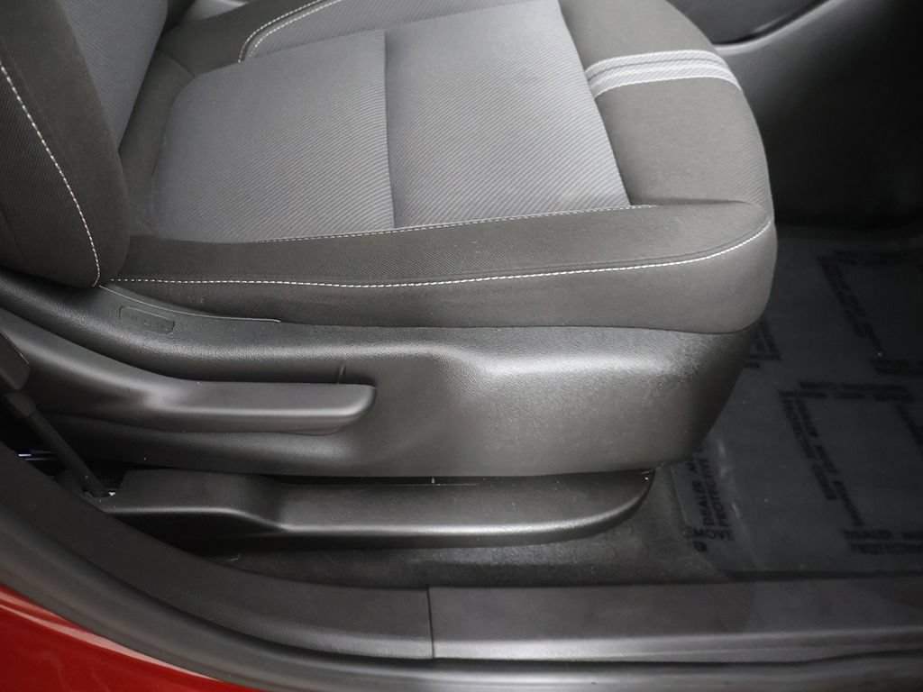 Used 2024 Chevrolet Blazer LT w/ Convenience Package FWD image 31