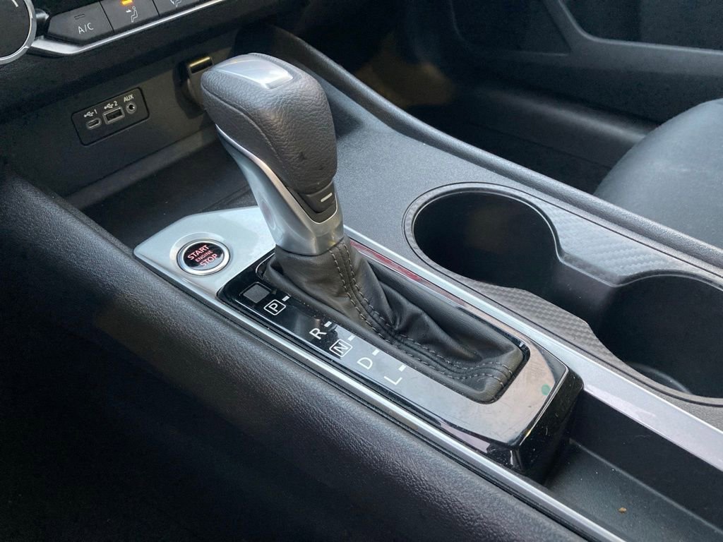 Used 2025 Nissan Altima 2.5 SV image 25