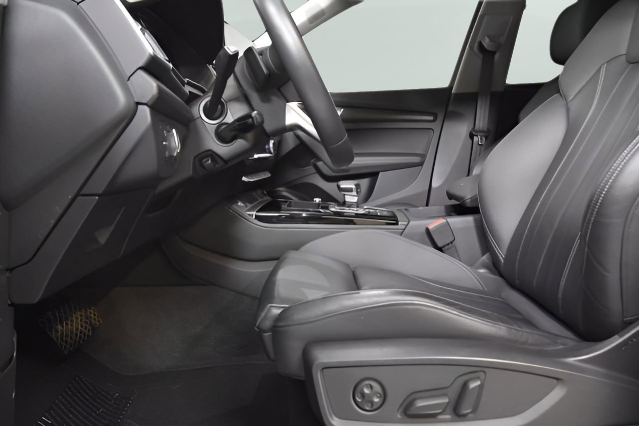 Used 2024 Audi Q5 2.0T Premium Plus image 9