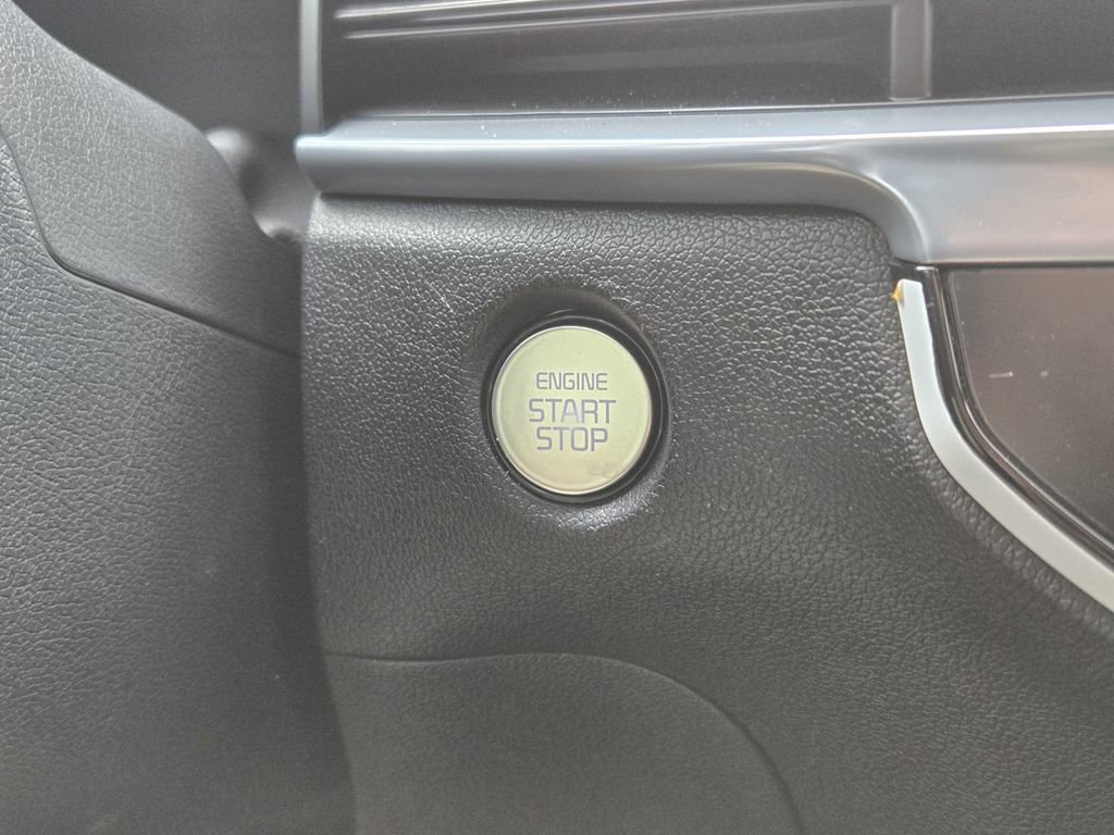 Certified 2025 Kia Sorento SX Prestige image 23