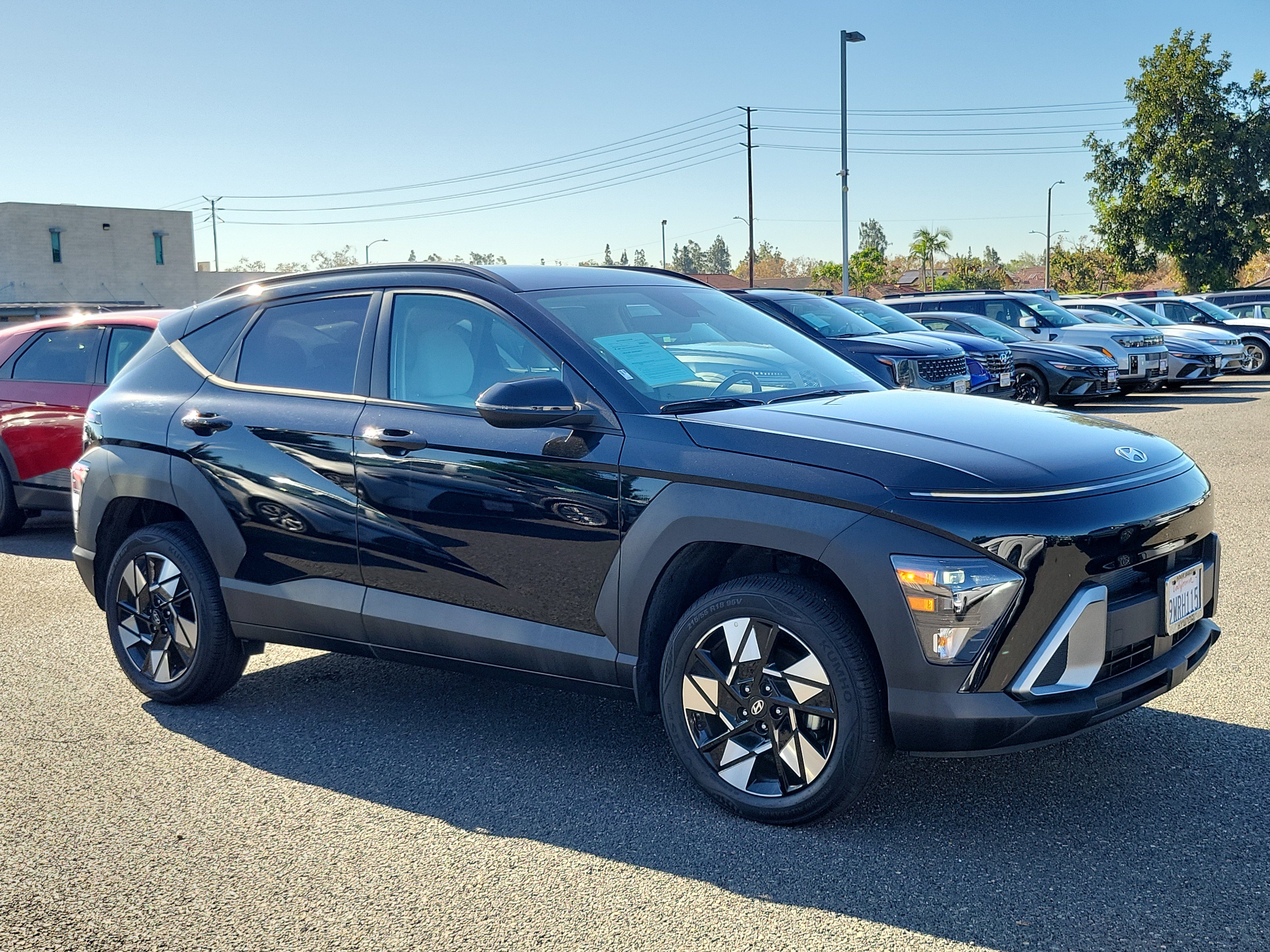 Certified 2025 Hyundai Kona SEL AWD/4WD image 27