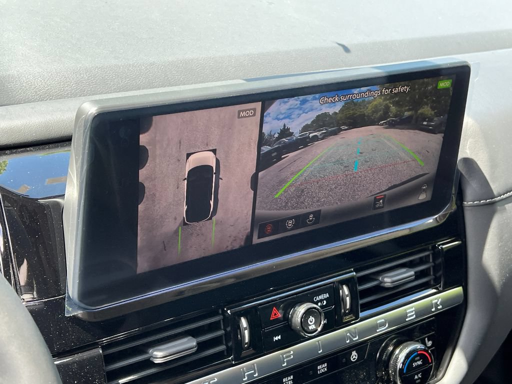New 2026 Nissan Pathfinder SL AWD/4WD image 13