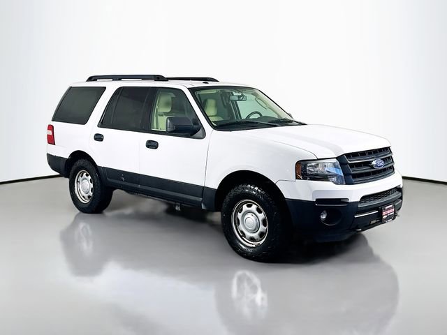 Used 2015 Ford Expedition XL image 2