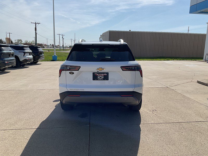 Used 2025 Chevrolet Equinox LT w/ Convenience Package II AWD/4WD image 7