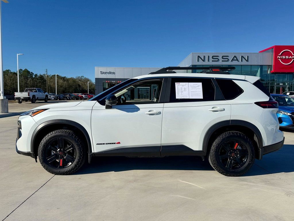 Used 2025 Nissan Rogue SV w/ Rock Creek Premium Package image 5