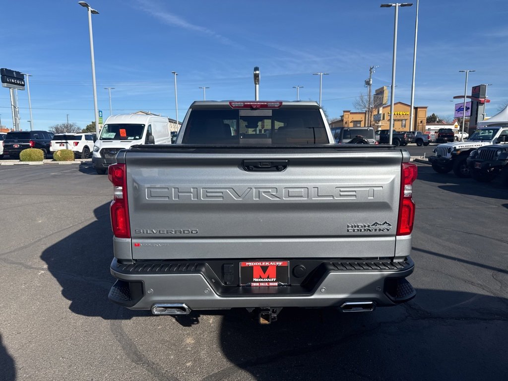 Used 2024 Chevrolet Silverado 1500 High Country w/ Technology Package image 6