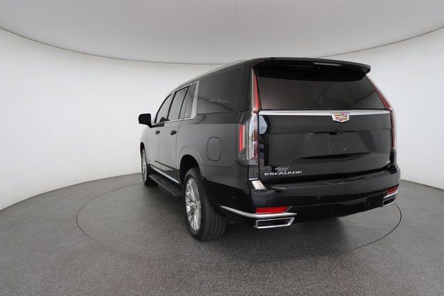 Used 2022 Cadillac Escalade ESV Premium Luxury image 12