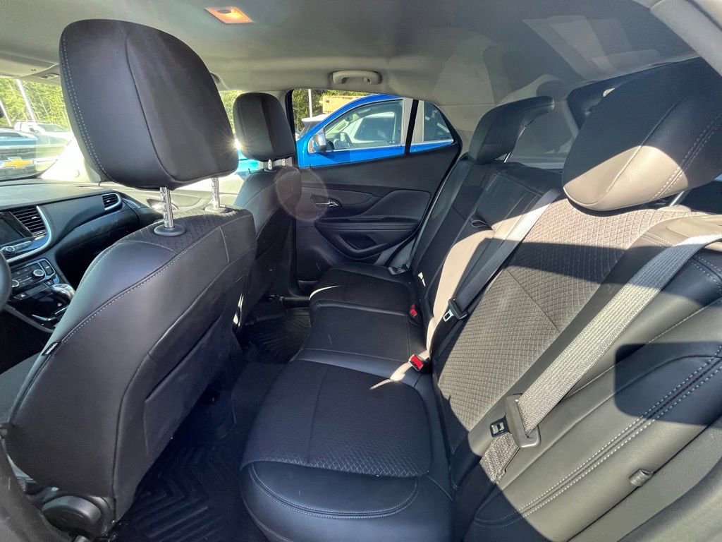 Used 2022 Buick Encore Preferred w/ Safety Package image 11