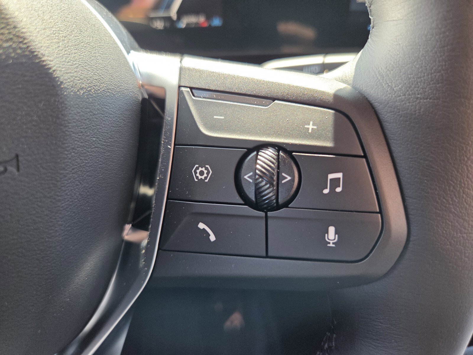 New 2026 BMW X1 xDrive28i w/ Convenience Package image 26