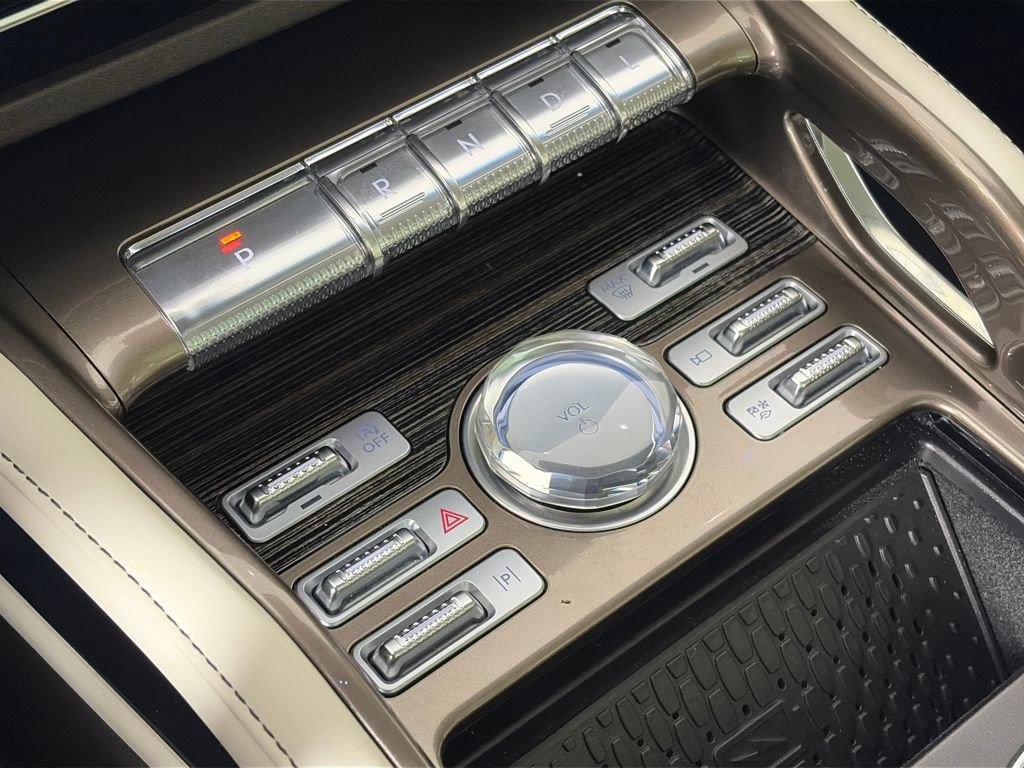 Used 2024 Lincoln Nautilus Black Label image 23