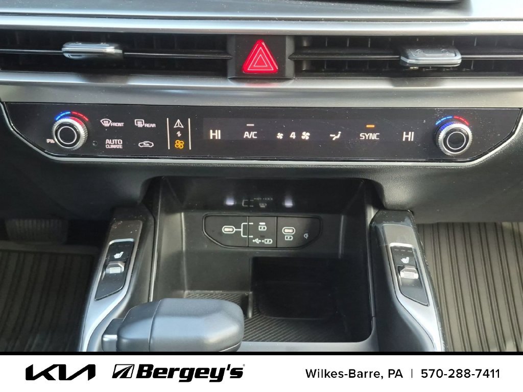 Certified 2026 Kia Sorento S w/ S Panoramic Sunroof Package AWD/4WD image 28
