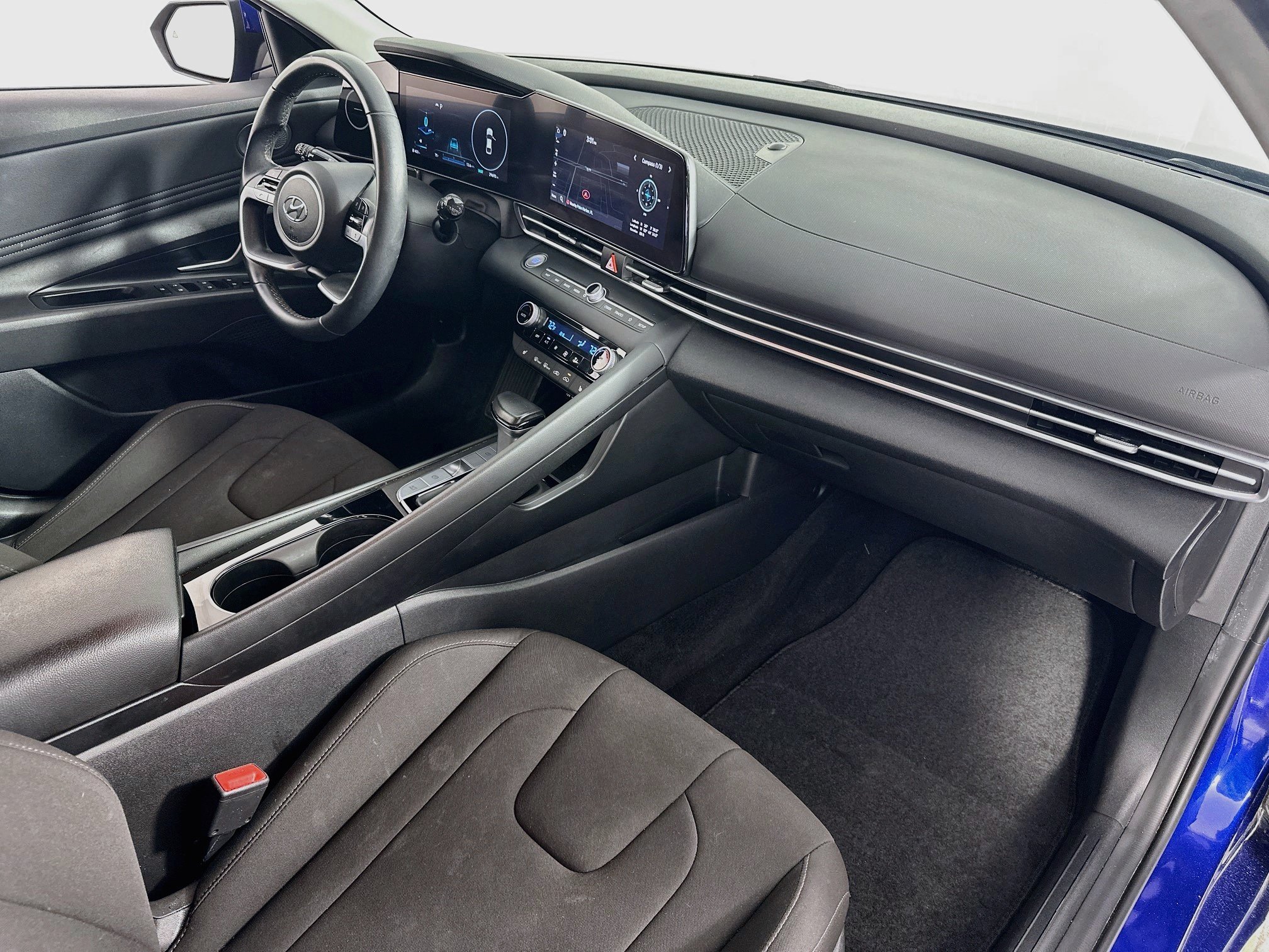 Used 2023 Hyundai Elantra SEL w/ Convenience Package FWD image 31