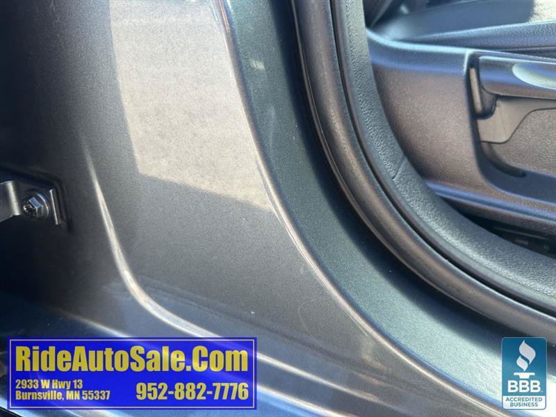 Used 2011 Volkswagen Jetta SE FWD image 40