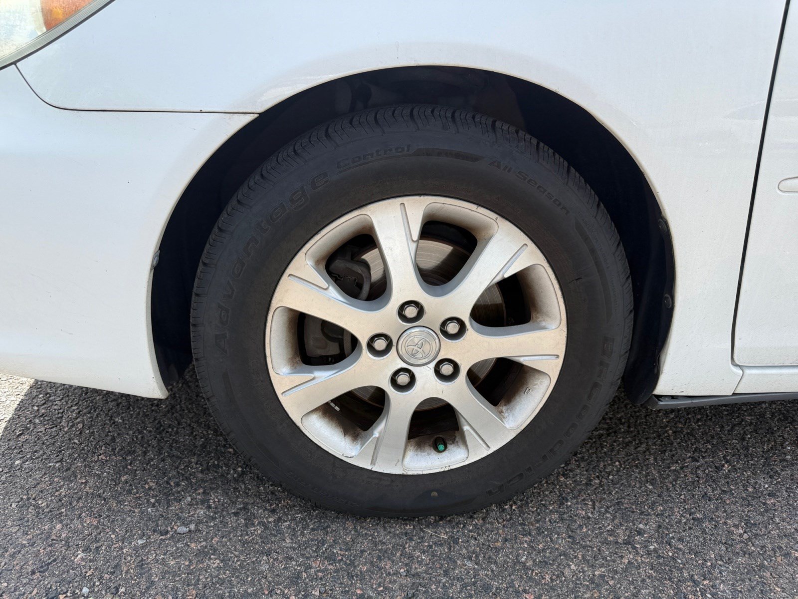 Used 2005 Toyota Camry XLE FWD image 24