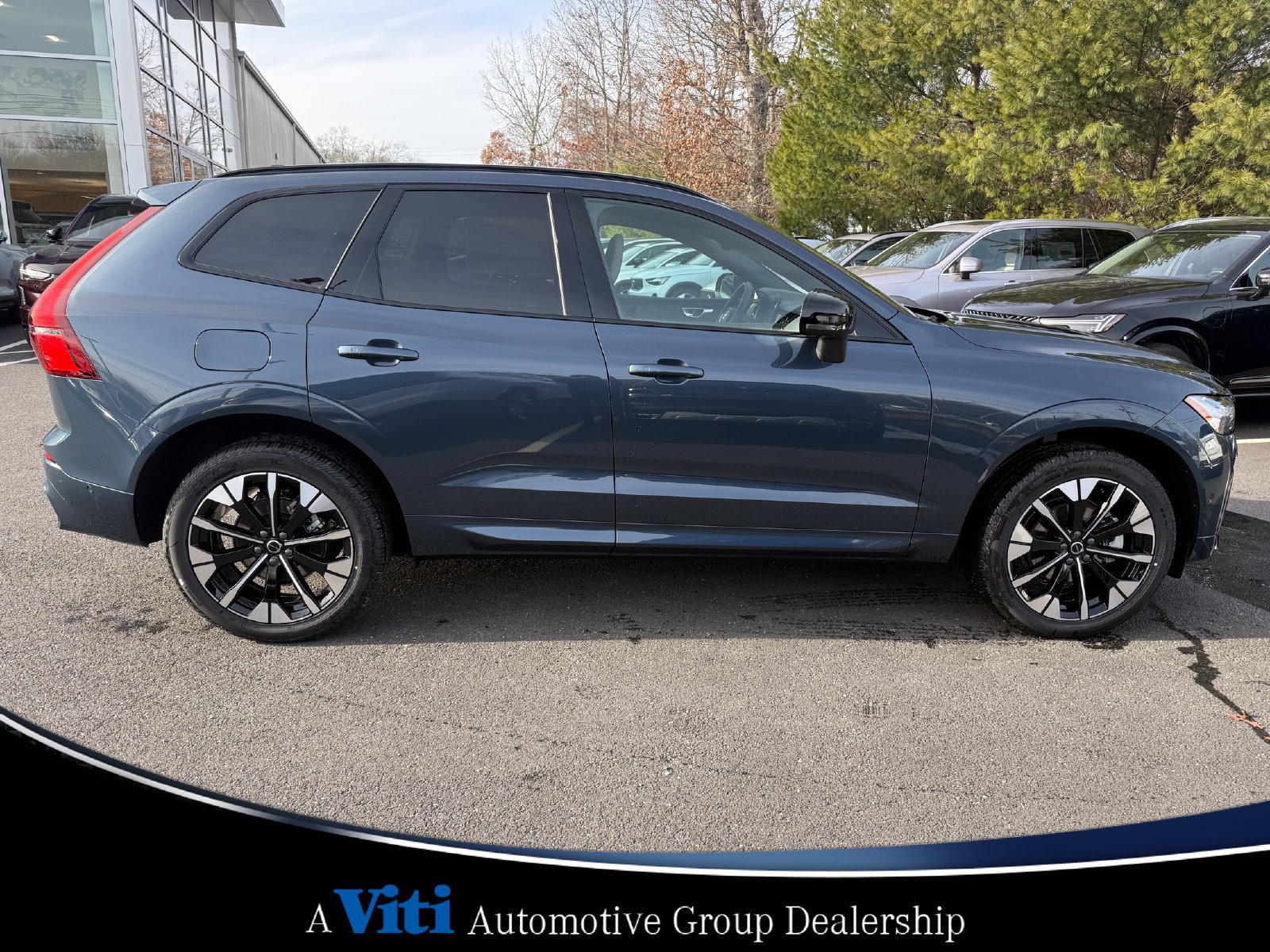 Used 2026 Volvo XC60 B5 Plus w/ Protection Package Premier AWD/4WD image 9