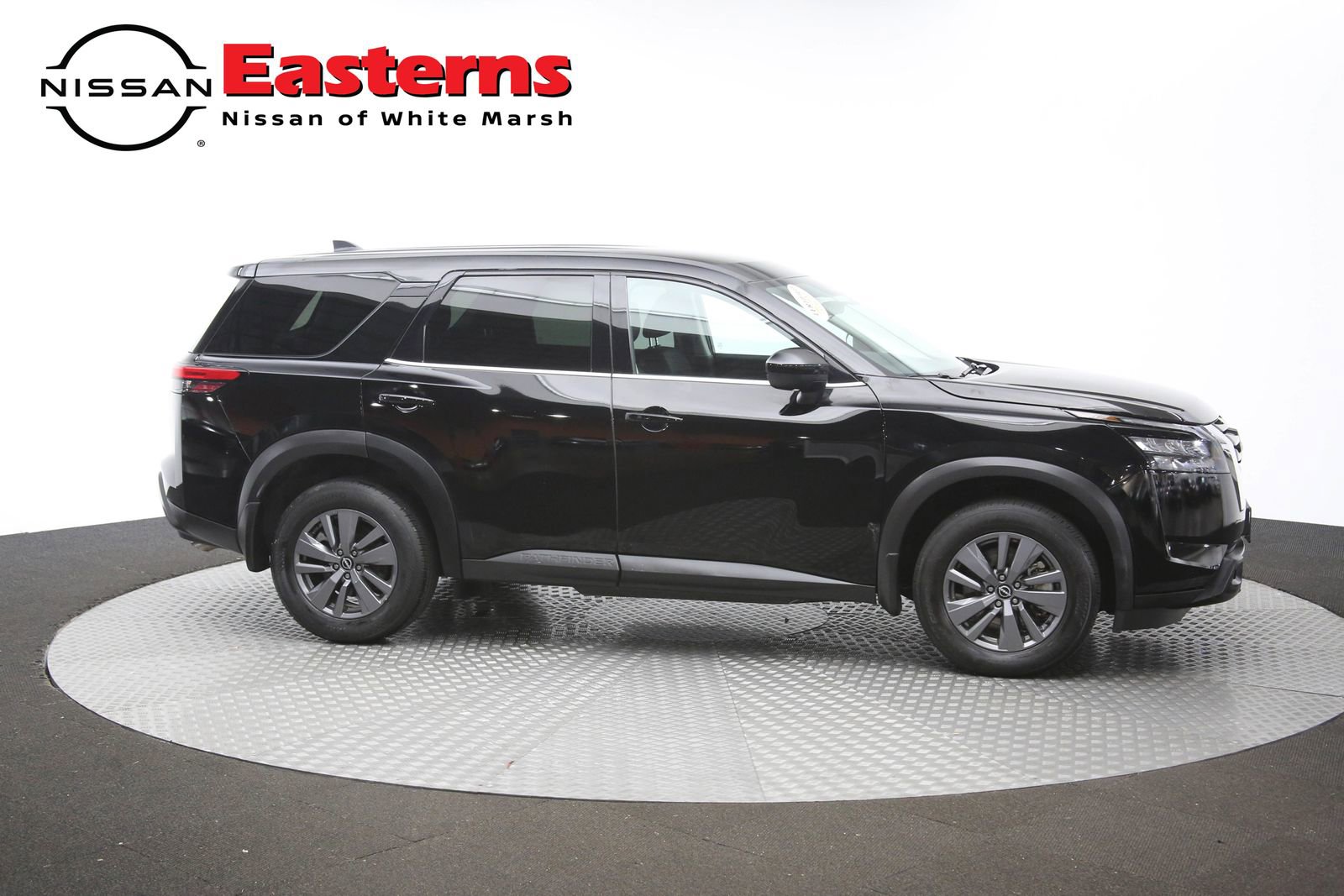 Used 2024 Nissan Pathfinder S AWD/4WD image 45