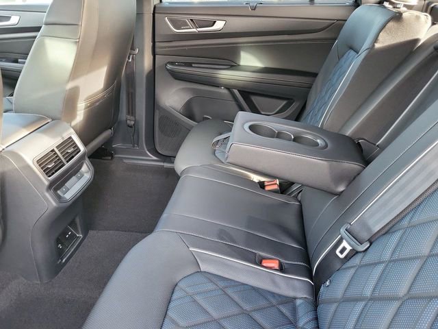 New 2026 Volkswagen Atlas Cross Sport SEL Premium R-Line image 13