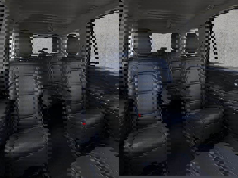 New 2026 Lincoln Navigator Premiere AWD/4WD image 11