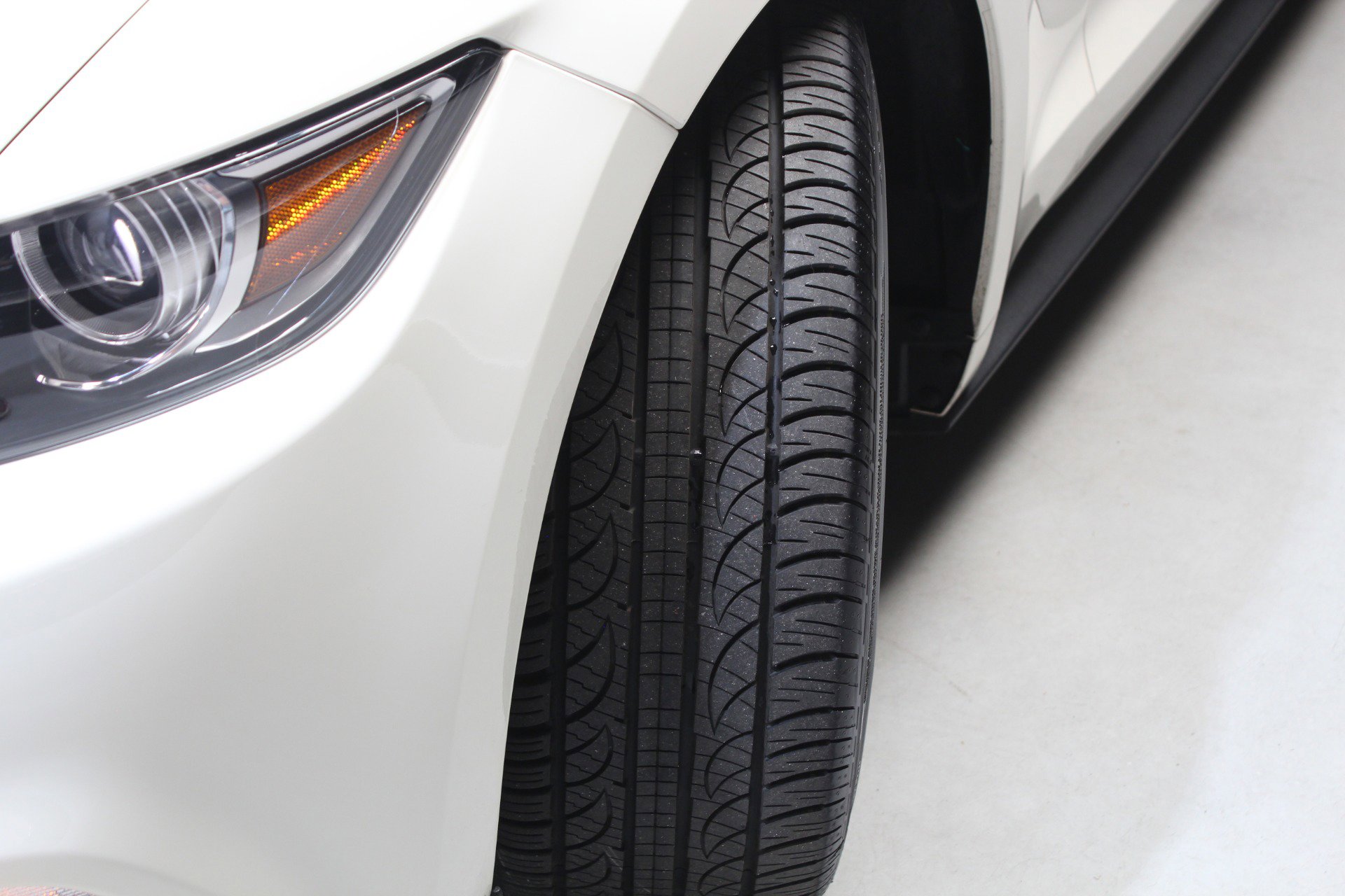 Used 2015 Ford Mustang 50 Years RWD image 23