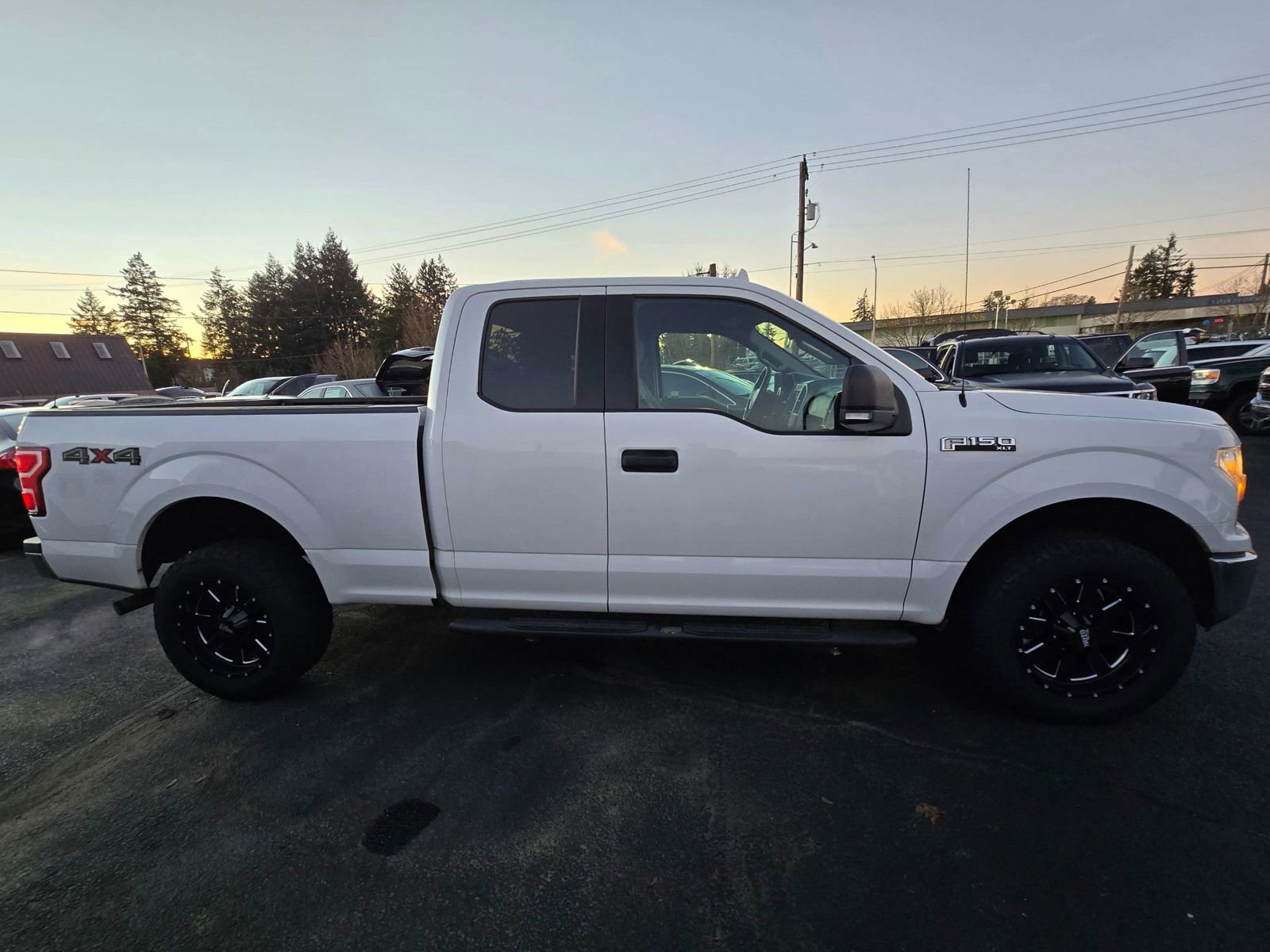 Used 2018 Ford F150 XLT w/ Equipment Group 301A Mid image 6