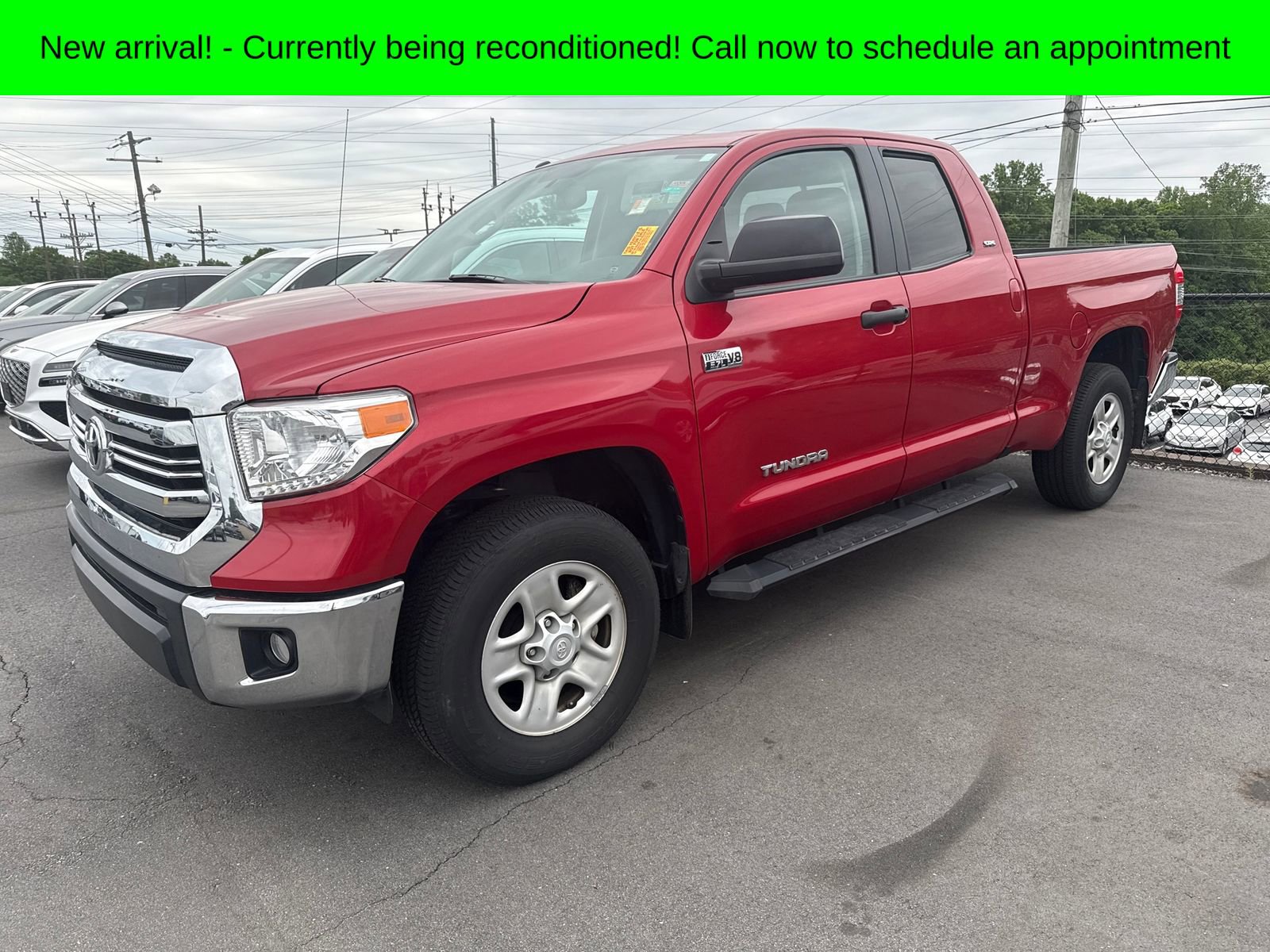 Used 2016 Toyota Tundra SR5 w/ SR5 Upgrade Package