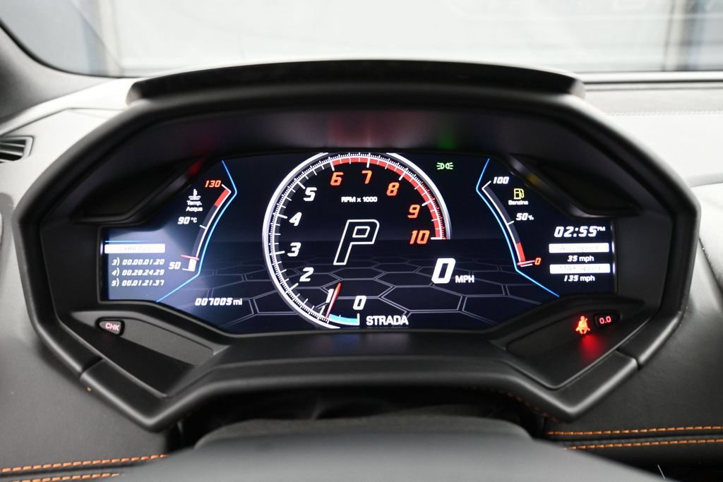 Used 2022 Lamborghini Huracan EVO RWD image 20