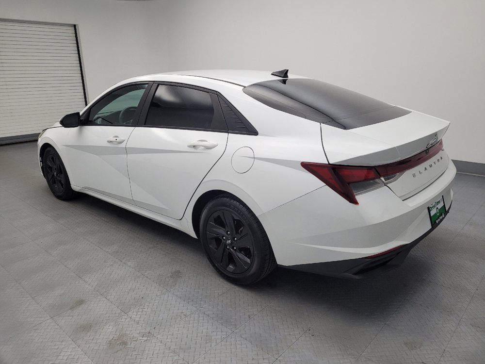 Used 2021 Hyundai Elantra SEL FWD image 3
