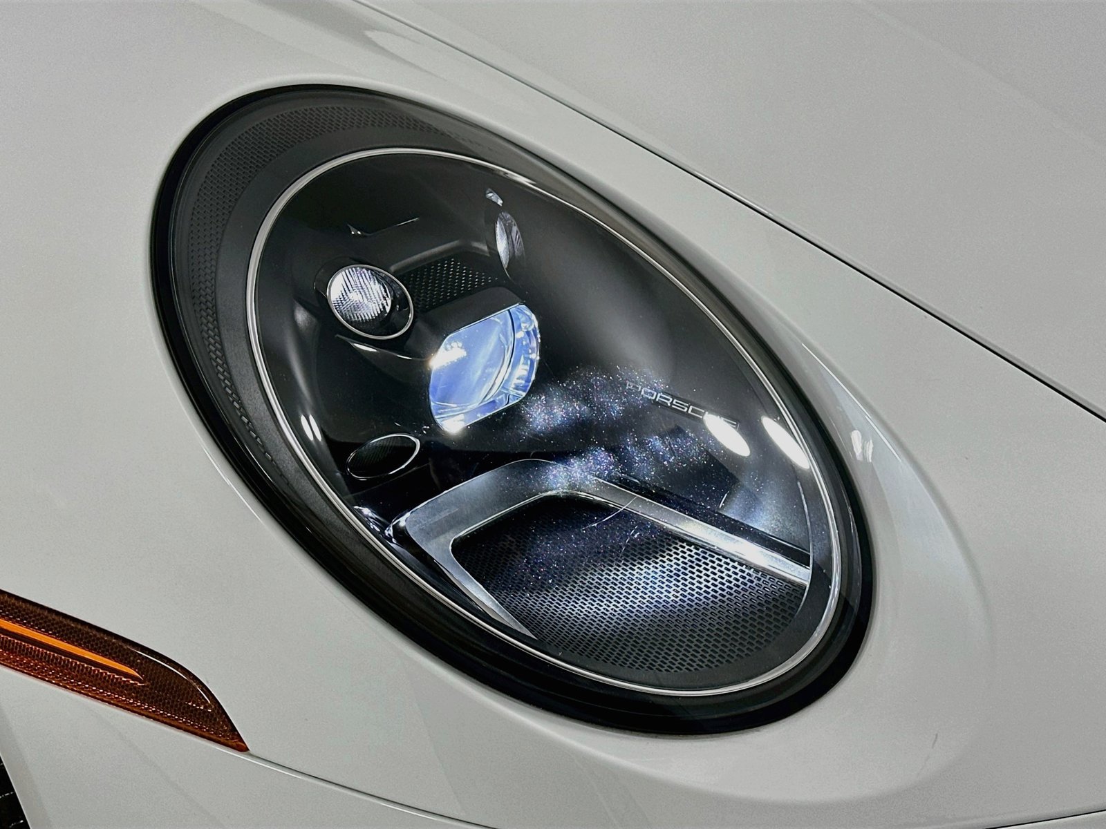 Used 2024 Porsche 911 Carrera 4 AWD/4WD image 9