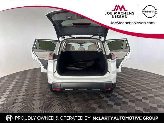 Used 2024 Nissan Rogue SL w/ SL Premium Package image 15
