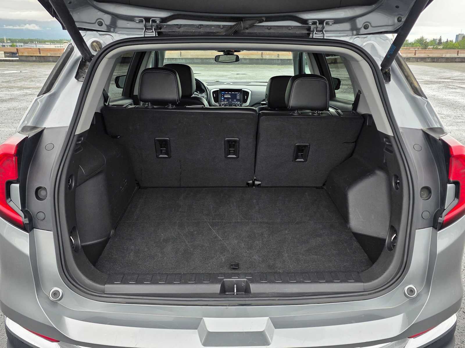 Certified 2024 GMC Terrain SLT AWD/4WD image 13