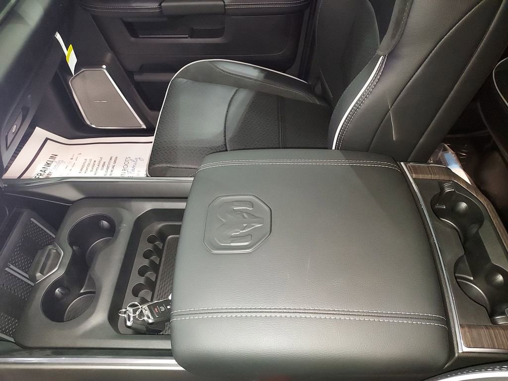 New 2026 RAM 5500 Tradesman w/ Laramie Trim Package image 27