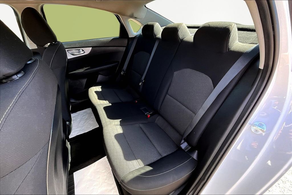 Used 2024 Kia Forte LXS w/ LXS Technology Package image 28
