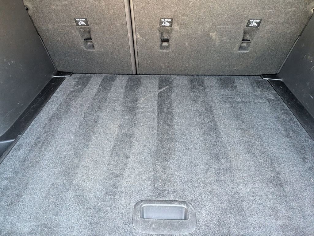 Used 2025 Chevrolet Trax LT w/ LT Convenience Package image 28