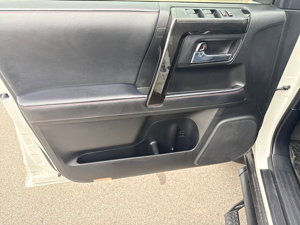 Used 2021 Toyota 4Runner Venture image 13