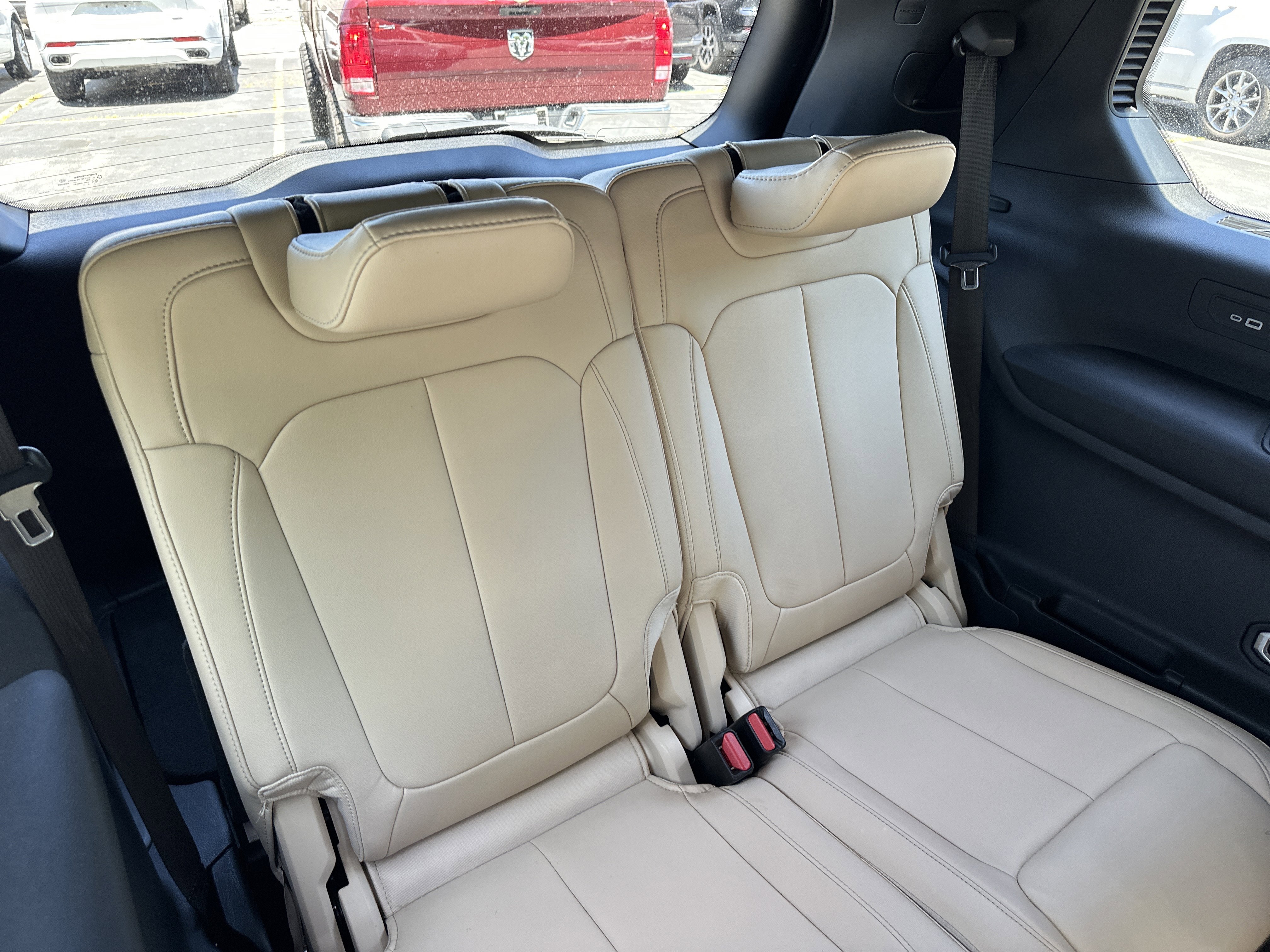 Used 2023 Jeep Grand Cherokee L Limited w/ Black Appearance Package AWD/4WD image 20
