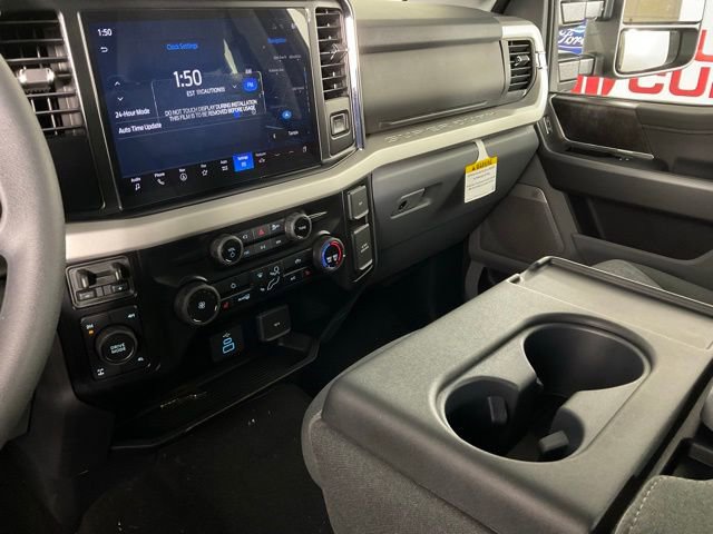 New 2026 Ford F250 XLT w/ XLT Premium Package image 17