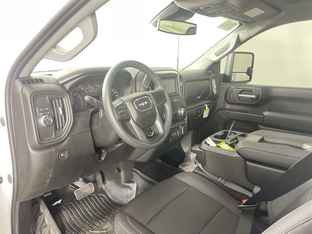 New 2025 GMC Sierra 2500 Pro w/ Convenience Package image 10