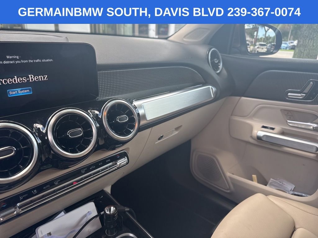 Used 2023 Mercedes-Benz GLB 250 image 20