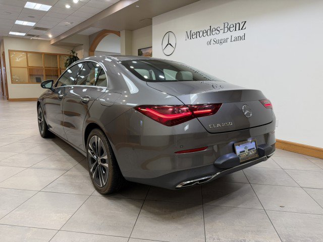 Used 2025 Mercedes-Benz CLA 250 image 3