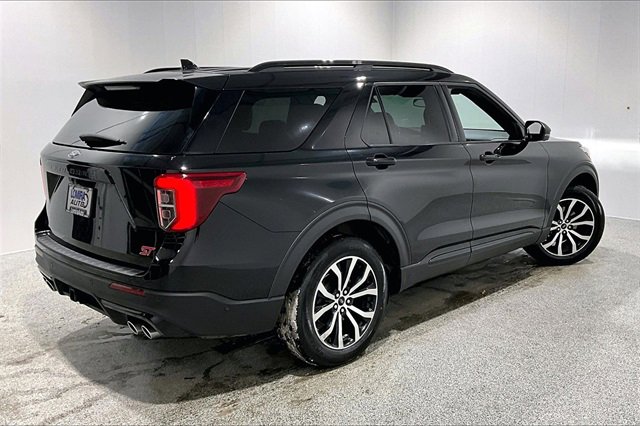 Used 2020 Ford Explorer ST w/ Premium Technology Package image 5
