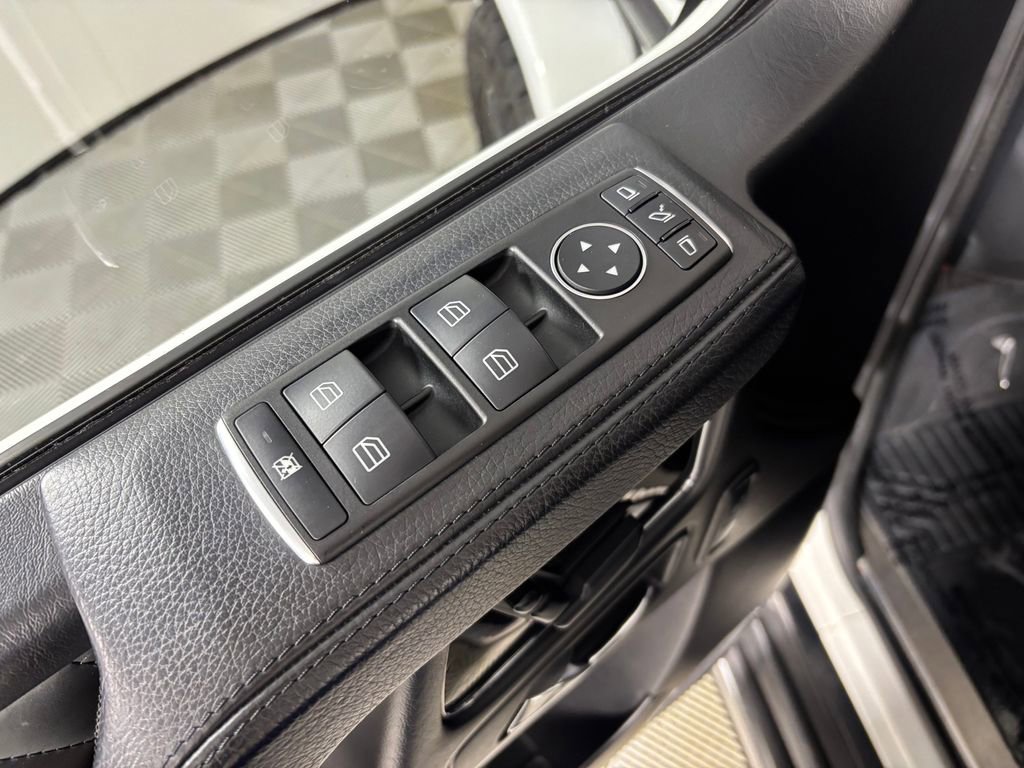 Used 2016 Mercedes-Benz G 63 AMG 4MATIC image 13