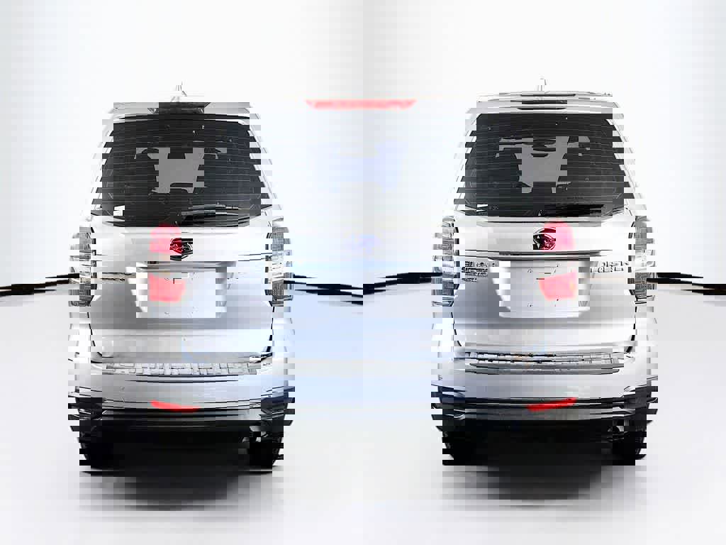 Used 2016 Subaru Forester 2.5i w/ Popular Package #2 image 5