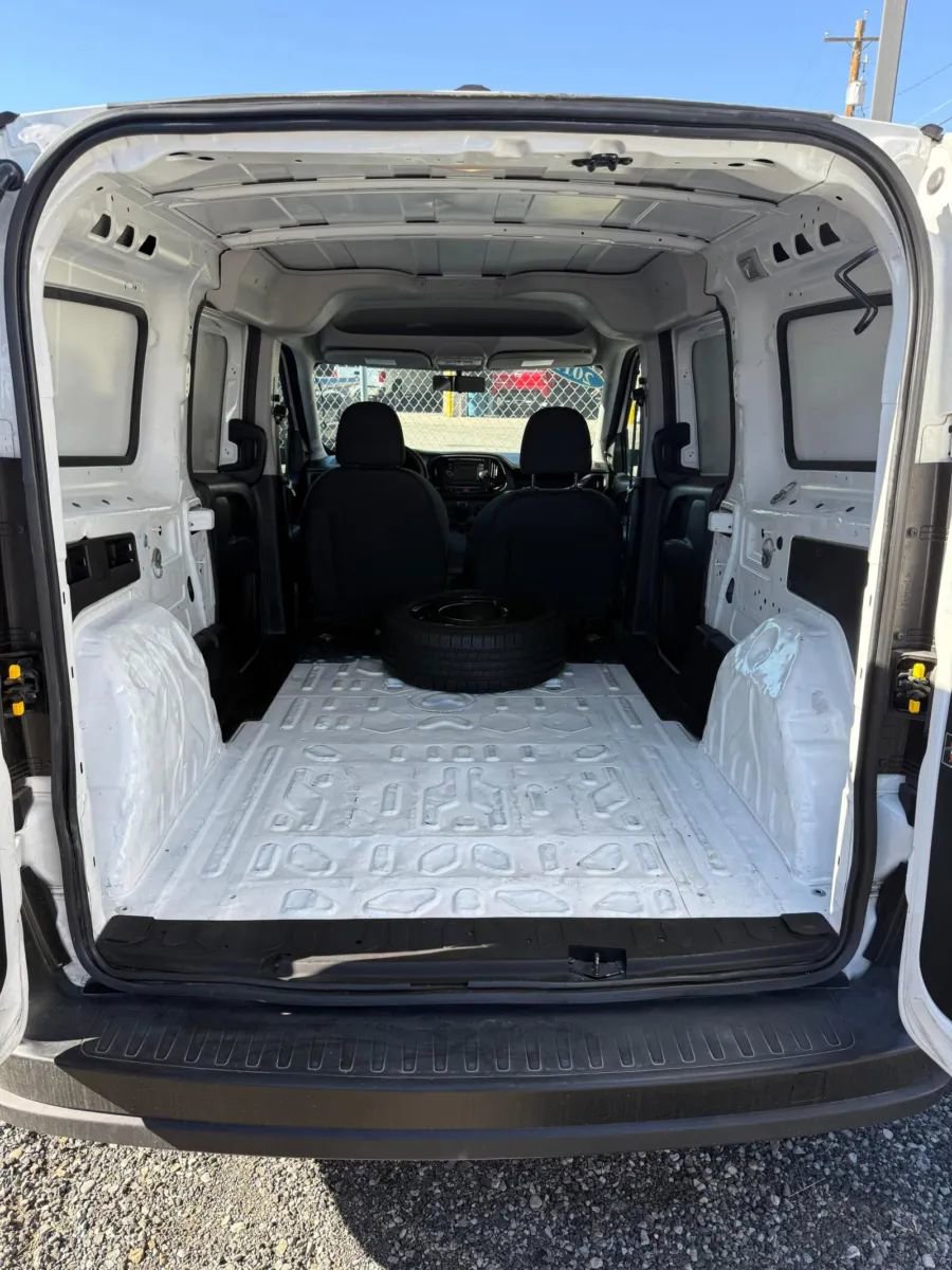 Used 2019 RAM ProMaster City Tradesman image 14