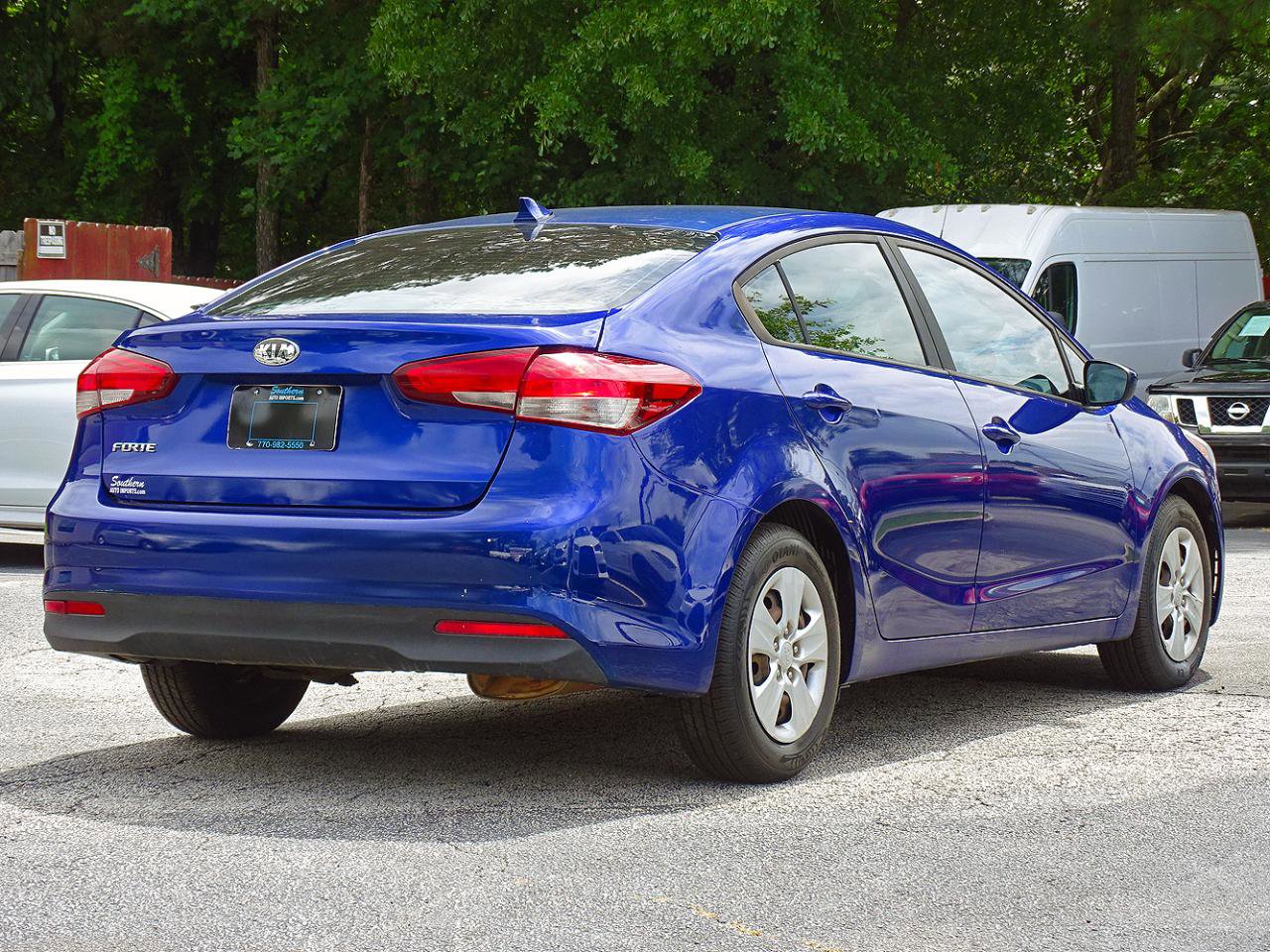 Used 2017 Kia Forte LX FWD image 10