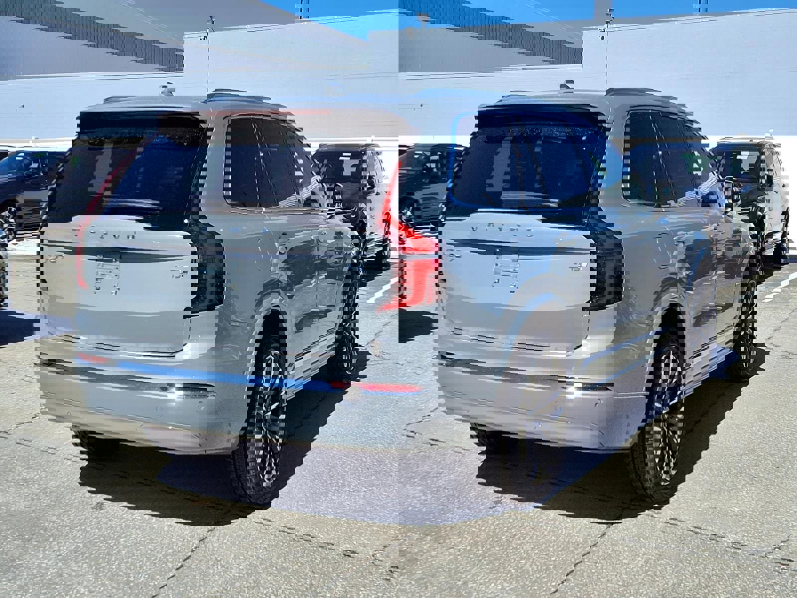 New 2026 Volvo XC90 T8 Ultra w/ Protection Package Premier image 7