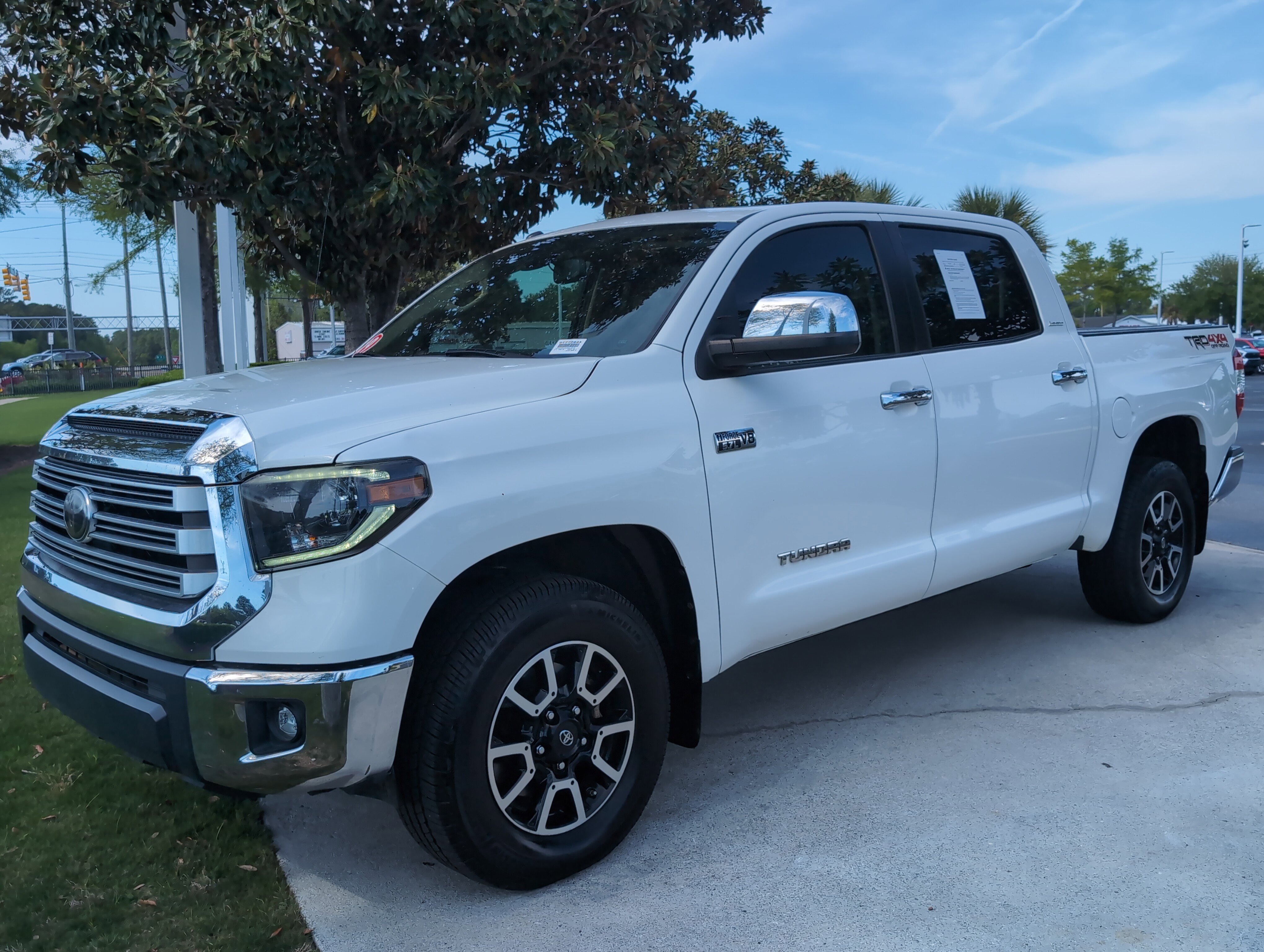 Used 2019 Toyota Tundra Limited w/ TRD Off Road Package AWD/4WD image 5