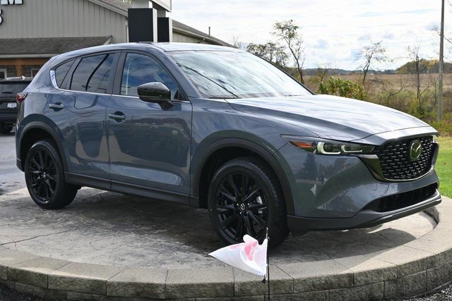 Used 2023 MAZDA CX-5 Carbon Edition image 3